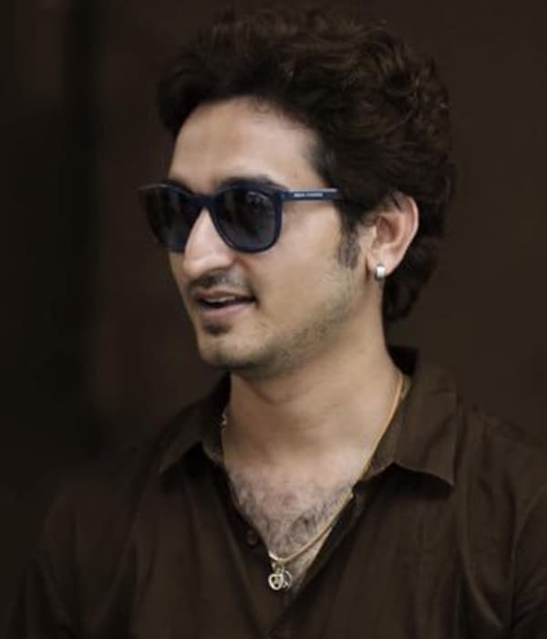 Arun Kaundinya — Singer