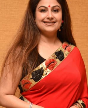 Ayesha Jhulka