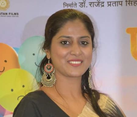 Devika Daftardar — Actress