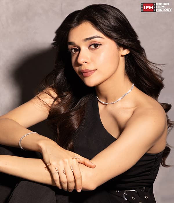 <p>Eisha Singh</p>