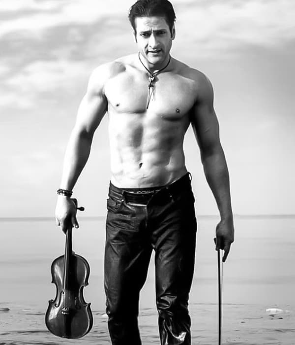 Inder Kumar still