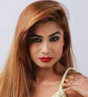 Larissa Chakz — Actress