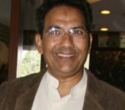 Madan Jain — Supporting Actor