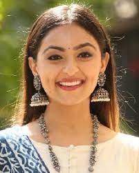 Maira Doshi — Actress
