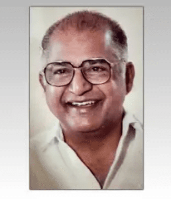 Mandadi Prabhakar Reddy — Actor