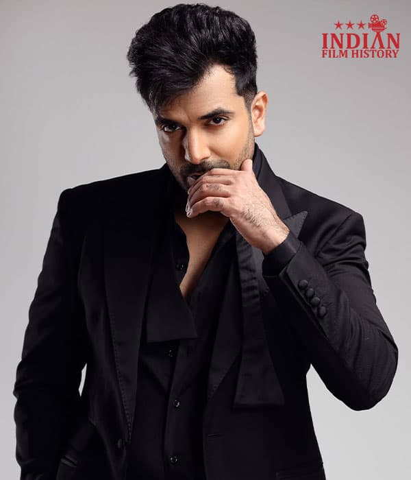<p>Manit Joura</p>