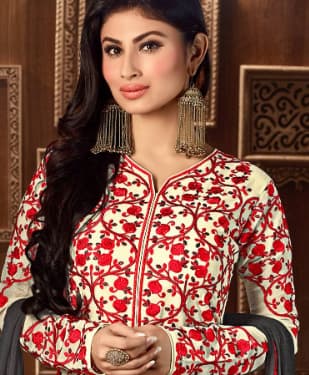 Mouni Roy