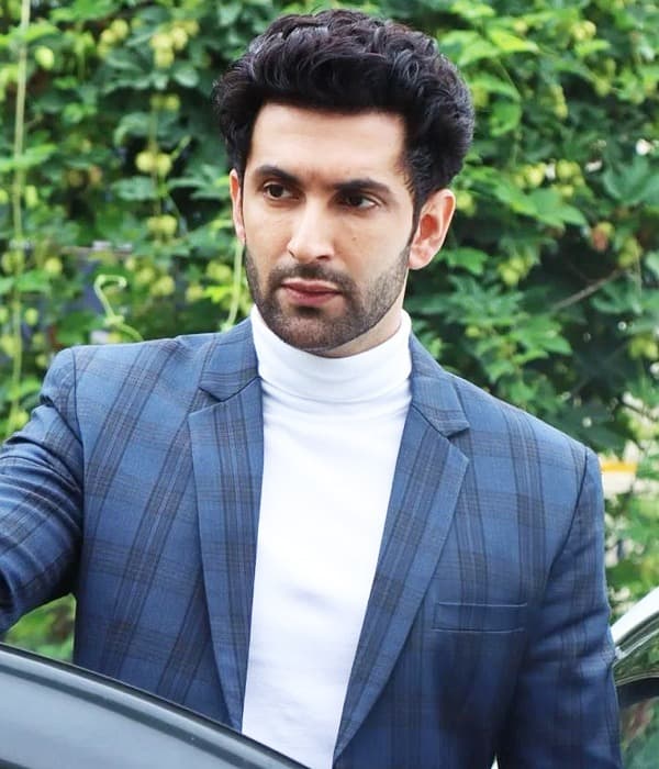 <p>Nandish Singh<br></p>