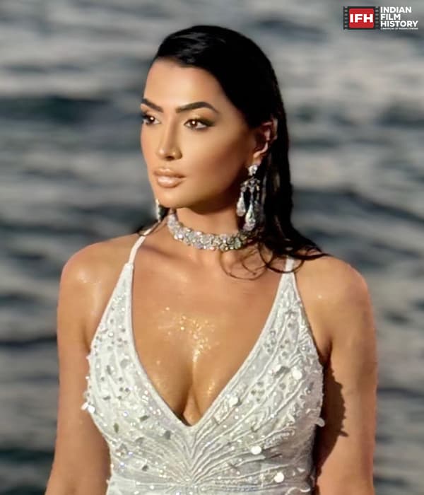 <p>Pamala Serena</p>