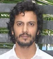 Raayo S Bakhirta