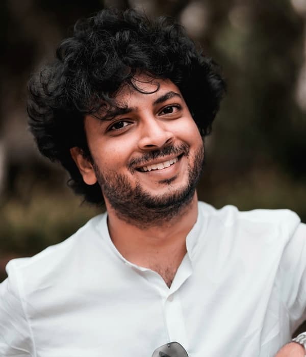 Rag Mayur — Lead Actor