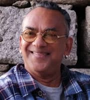 Remo Fernandes — Singer