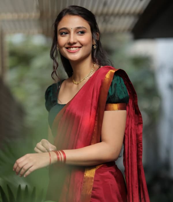 Ritika Nayak — Actress