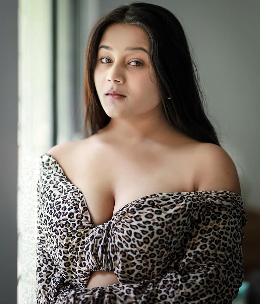Sonali Dalvi — Actress
