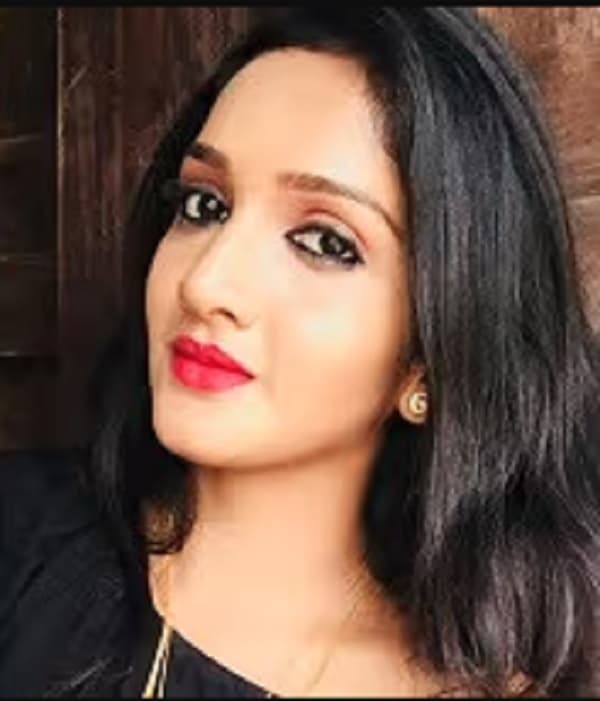 Surabhi Santhosh