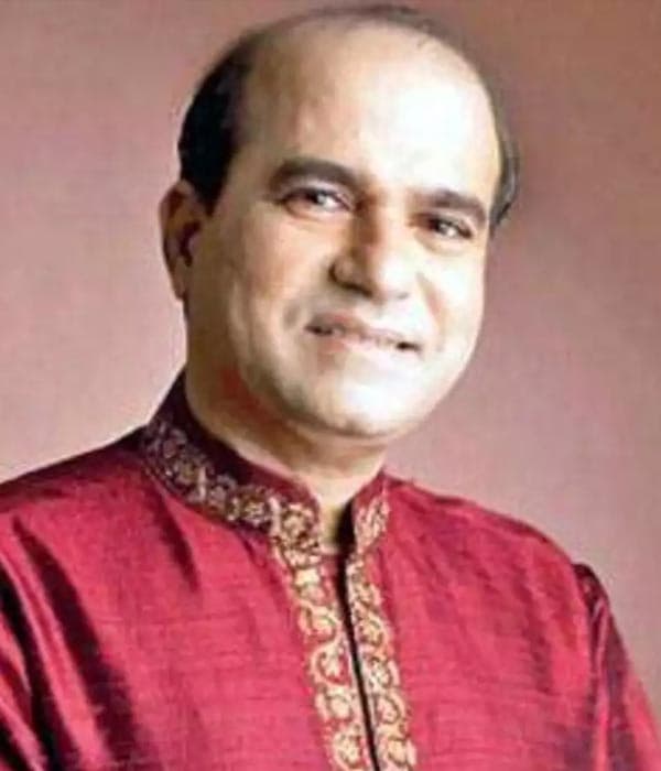 <p>Suresh Wadkar<br></p>