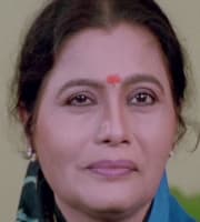 Usha Naik — Actress