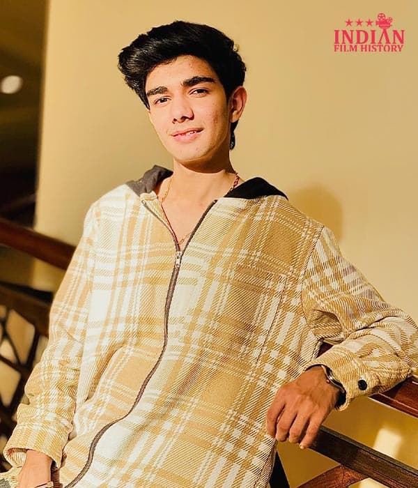 <p>Varun Buddhadev<br></p>