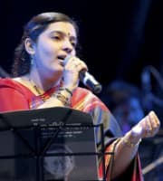 Vibhavari Apte Joshi — Singer