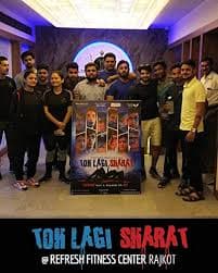 Toh Lagi Sharat  Entire Team