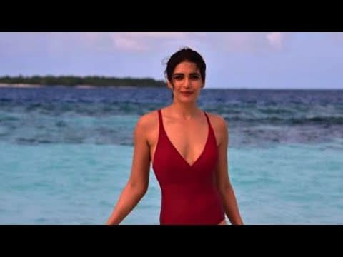Karishma Tanna's Shares Bold Pictures | Goes Viral | IFH