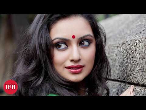 Shruti Marathe's Stunning Look HD | Marathi News