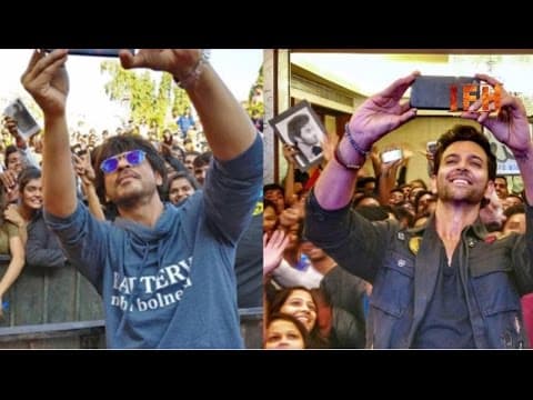 Hrithik Roshan’s Selfie With Fans Wins More Hearts Than Shah Rukh Khan