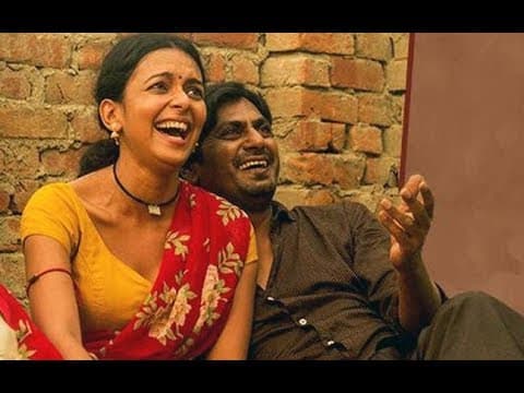 Babumoshai Bandookbaaz Movie Review | Nawazuddin Siddiquie | IFH