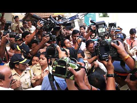 Ahead Of Padmaavat’s Release, Deepika Padukone Seeks Siddhivinayak’s Blessing