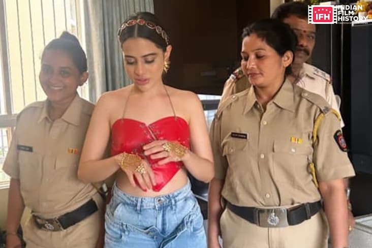 Cheap Publicity By Urfi Javed Mumbai Police Files Complaint Against Fashion Influence