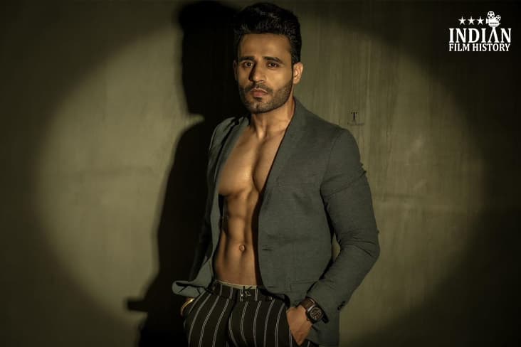 Ravi Chhabra Shares About His New Web Series 'Honeymoon Suite Room No 911'