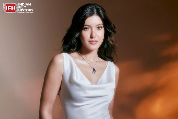 Shanaya Kapoor To Star In Webseries 'Student Of The Year 3'