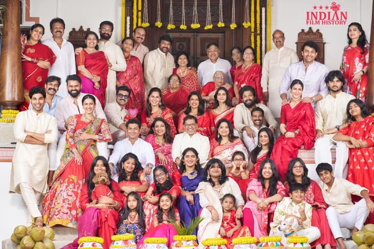 The Mega Family Celebrates Sankranti Together- Chiranjeevi, Ram Charan, Allu Arjun And Varun Tej Poses With Whole Family