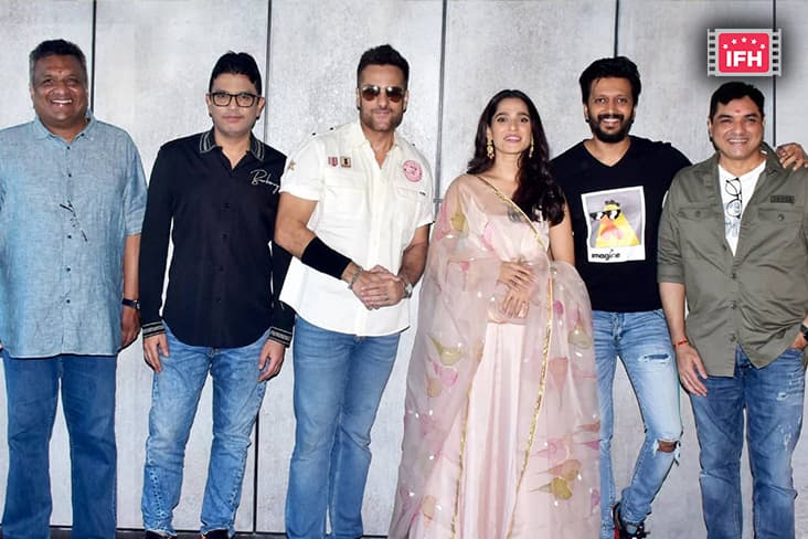Fardeen Khan’s Comeback Film ‘Visfot’ Goes On Floors