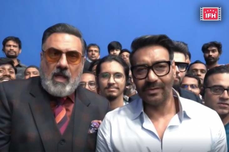 Ajay Devgn, Boman Irani And Team Enjoy Eating A Wrap, As They Complete Shooting Runway 34