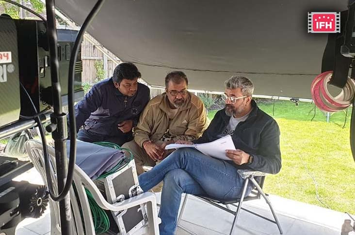 Lokesh Gupte Shares A BTS Click On Sets Of His Upcoming Directorial ‘My Dad’s Wedding’