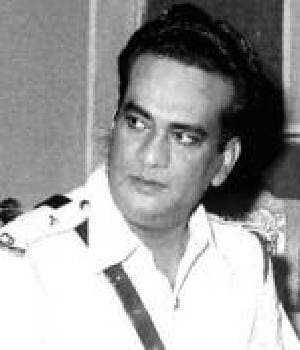 Ajitesh Bandopadhyay — Supporting Actor