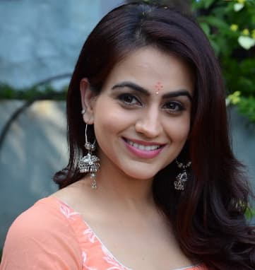Aksha Pardasany — Actress