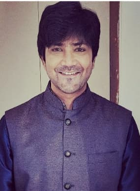 Aniket Vishwasrao — Supporting Actor