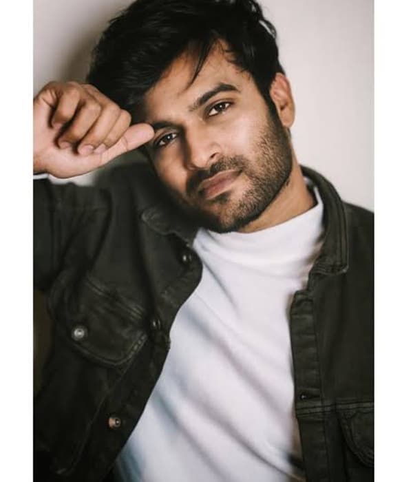 Dinesh Tej — Supporting Actor