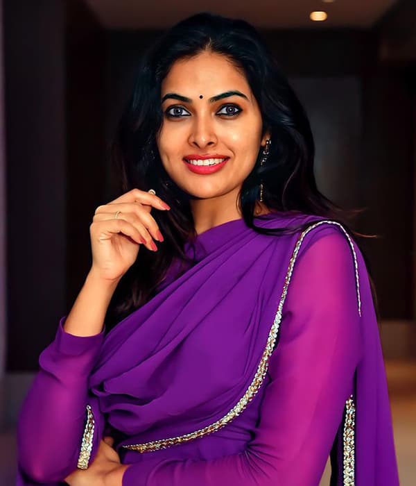 Divi Vadthya — Actress