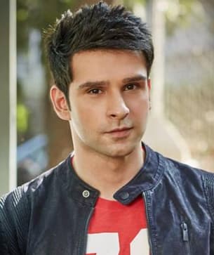 Girish Taurani — Actor