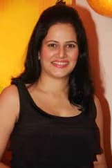Manava Naik — Actress