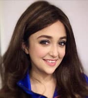 Monali Thakur — Singer