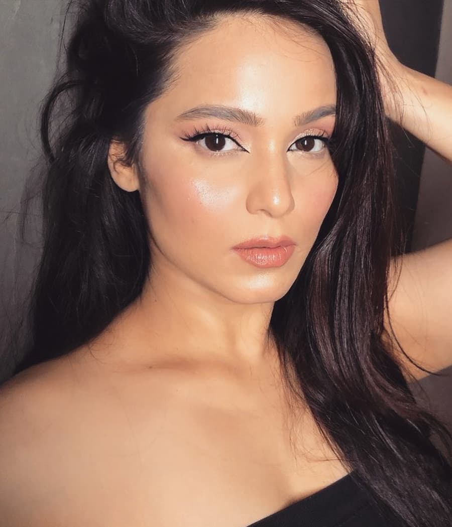 Naina Trivedi — Actress