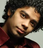 Naresh Iyer — Singer