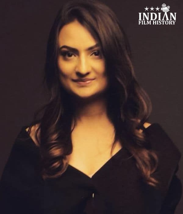 Nupur Pant — Singer