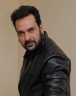 Shahbaz Khan — Supporting Actor