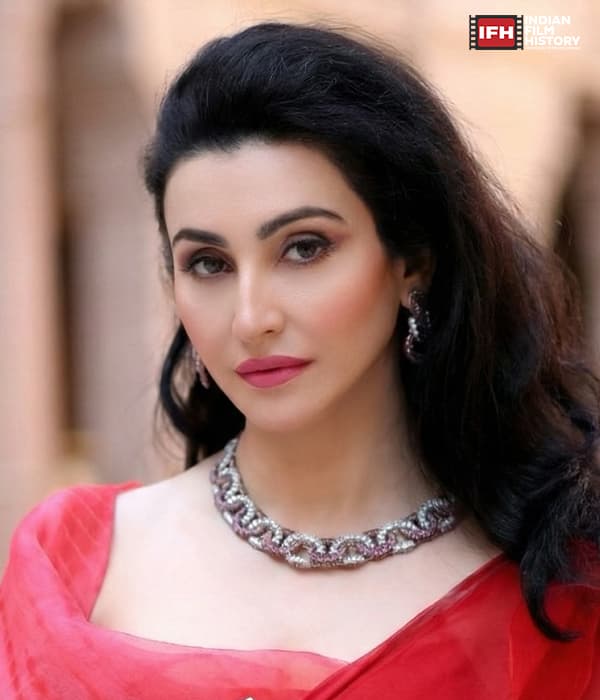 Shalini Passi — Actress