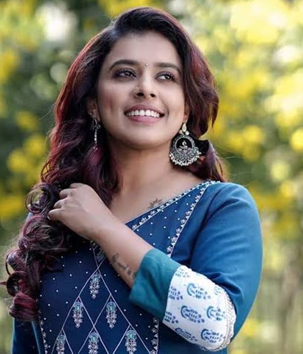 Sithara Krishnakumar — Singer